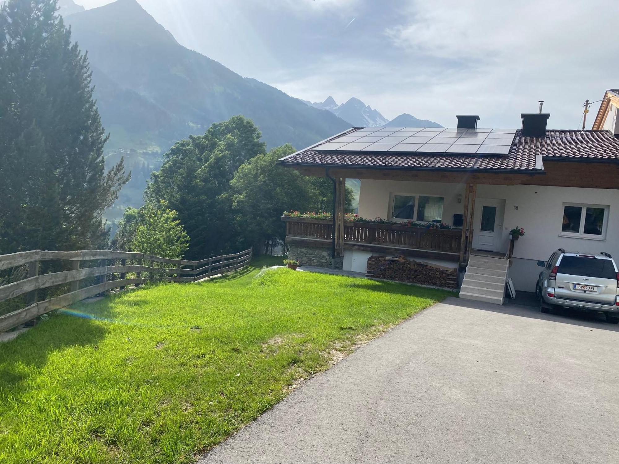 Großkirchheim Nebenhaus Sagritzerwirt B&B 외부 사진